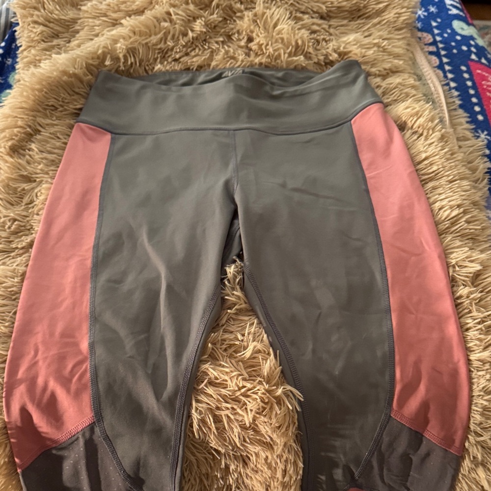 Avia Leggings in Gray and Pink